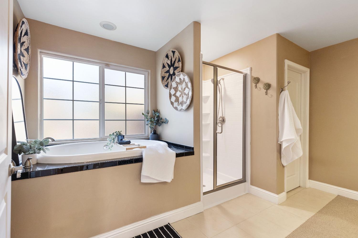 Detail Gallery Image 16 of 39 For 2742 Brown Bear Trl, Cool,  CA 95614 - 3 Beds | 2 Baths