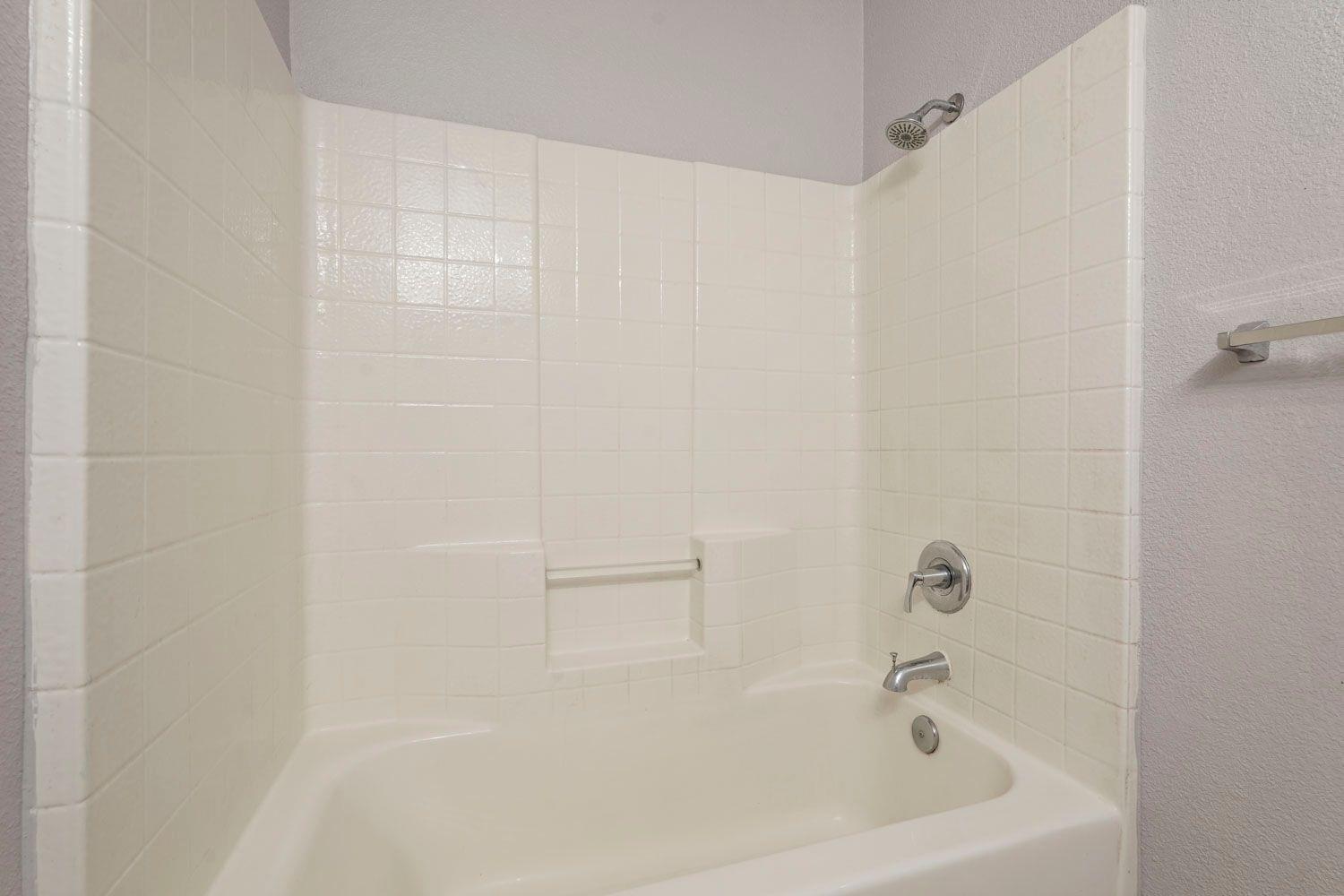 Detail Gallery Image 14 of 24 For 2538 Deborah Ln, Stockton,  CA 95206 - 3 Beds | 2 Baths