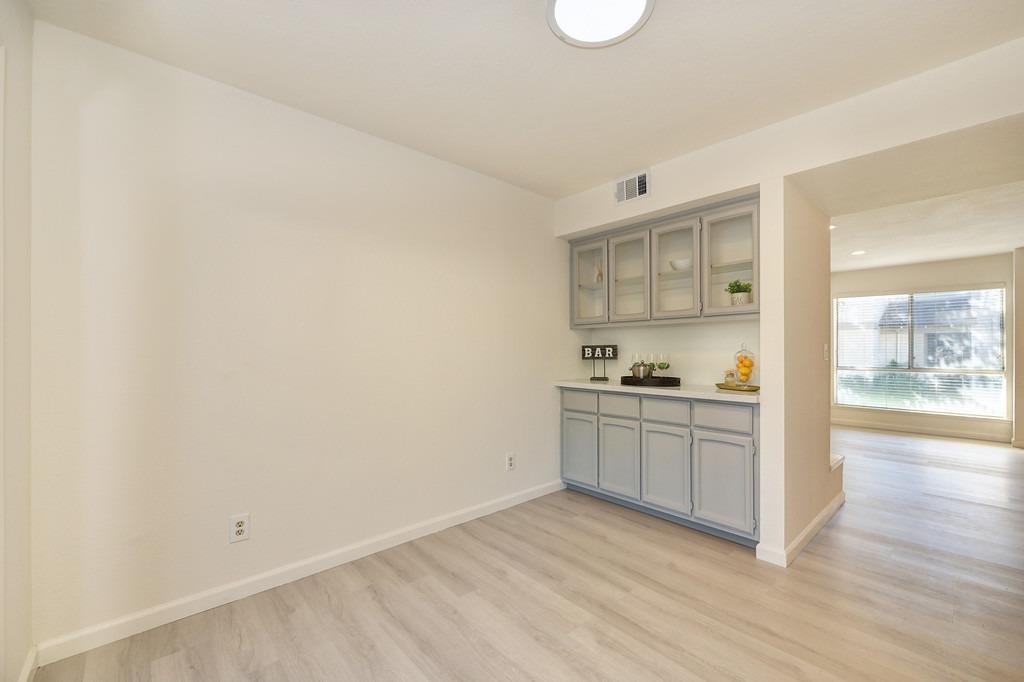 Detail Gallery Image 14 of 41 For 6364 Port Gibson Ct, Citrus Heights,  CA 95621 - 3 Beds | 1/1 Baths