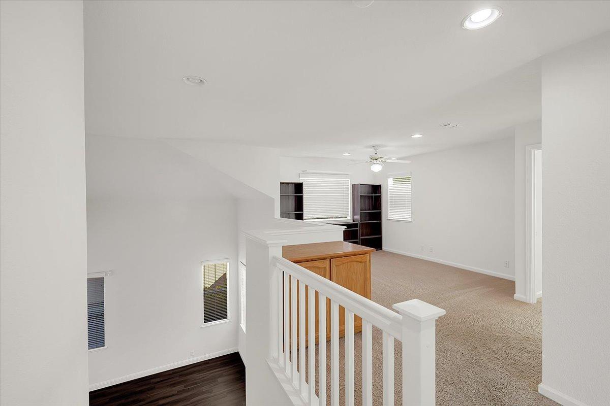 Detail Gallery Image 14 of 41 For 1651 Blanchard Dr, Roseville,  CA 95747 - 3 Beds | 2/1 Baths