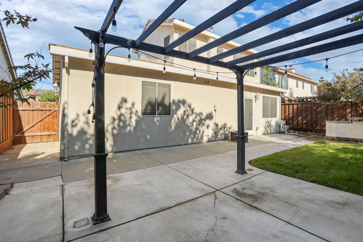 Detail Gallery Image 43 of 46 For 2648 Gaines Ct, Tracy,  CA 95377 - 3 Beds | 2/1 Baths