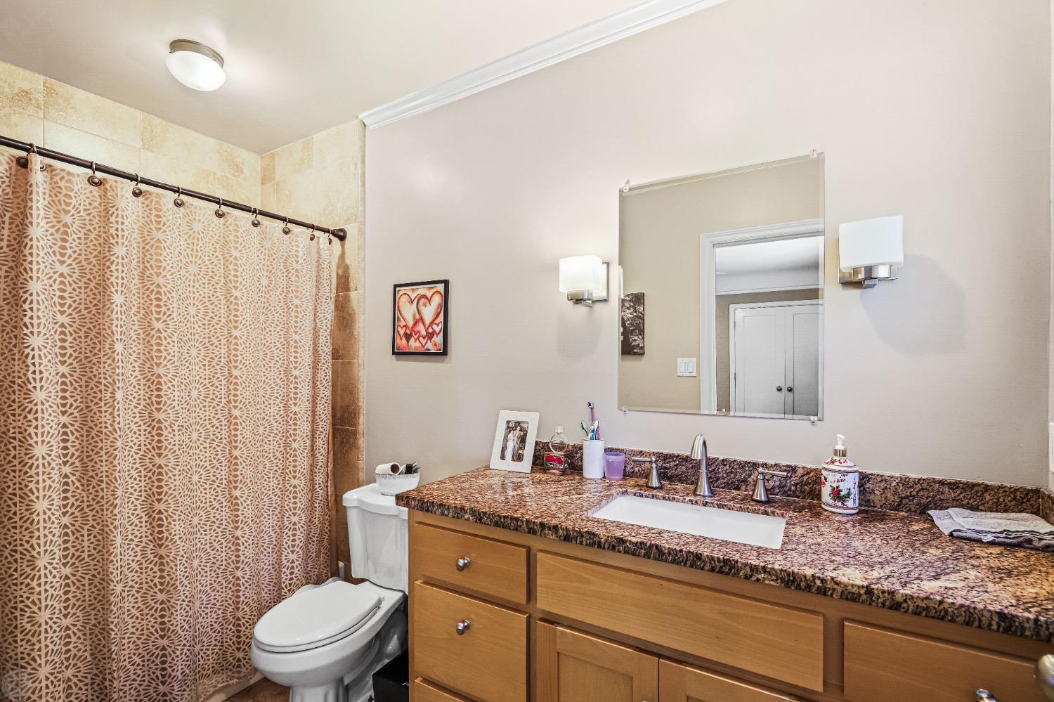 Detail Gallery Image 29 of 44 For 248 E Hollywood Ave, Tracy,  CA 95376 - 2 Beds | 2 Baths