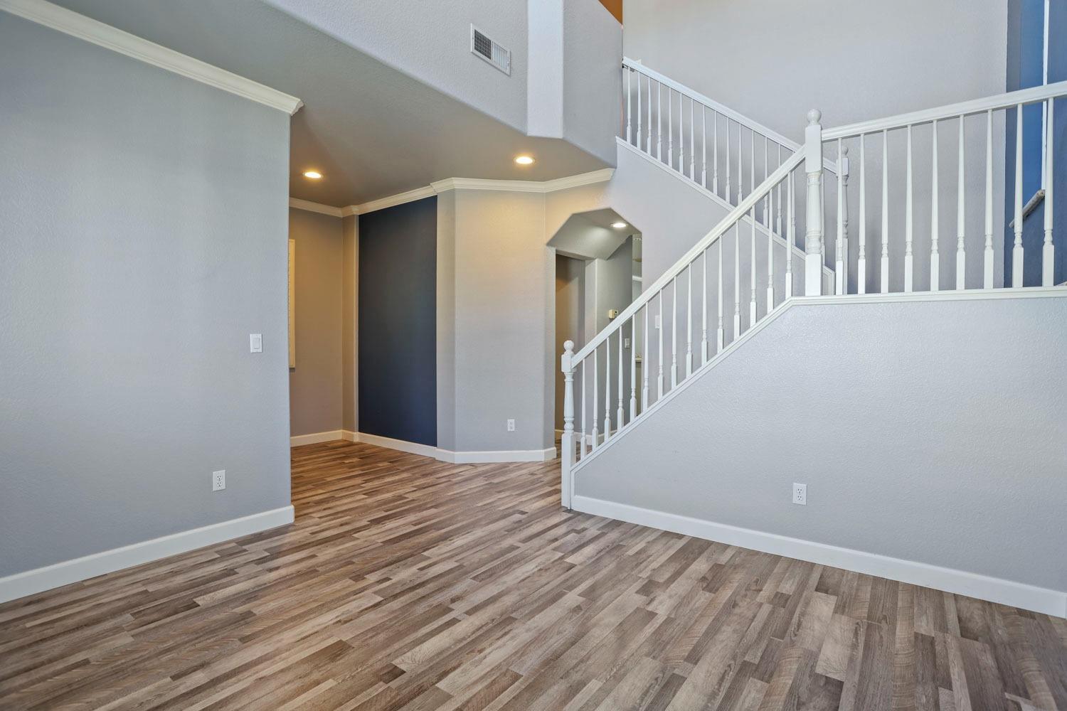 Detail Gallery Image 9 of 46 For 2648 Gaines Ct, Tracy,  CA 95377 - 3 Beds | 2/1 Baths