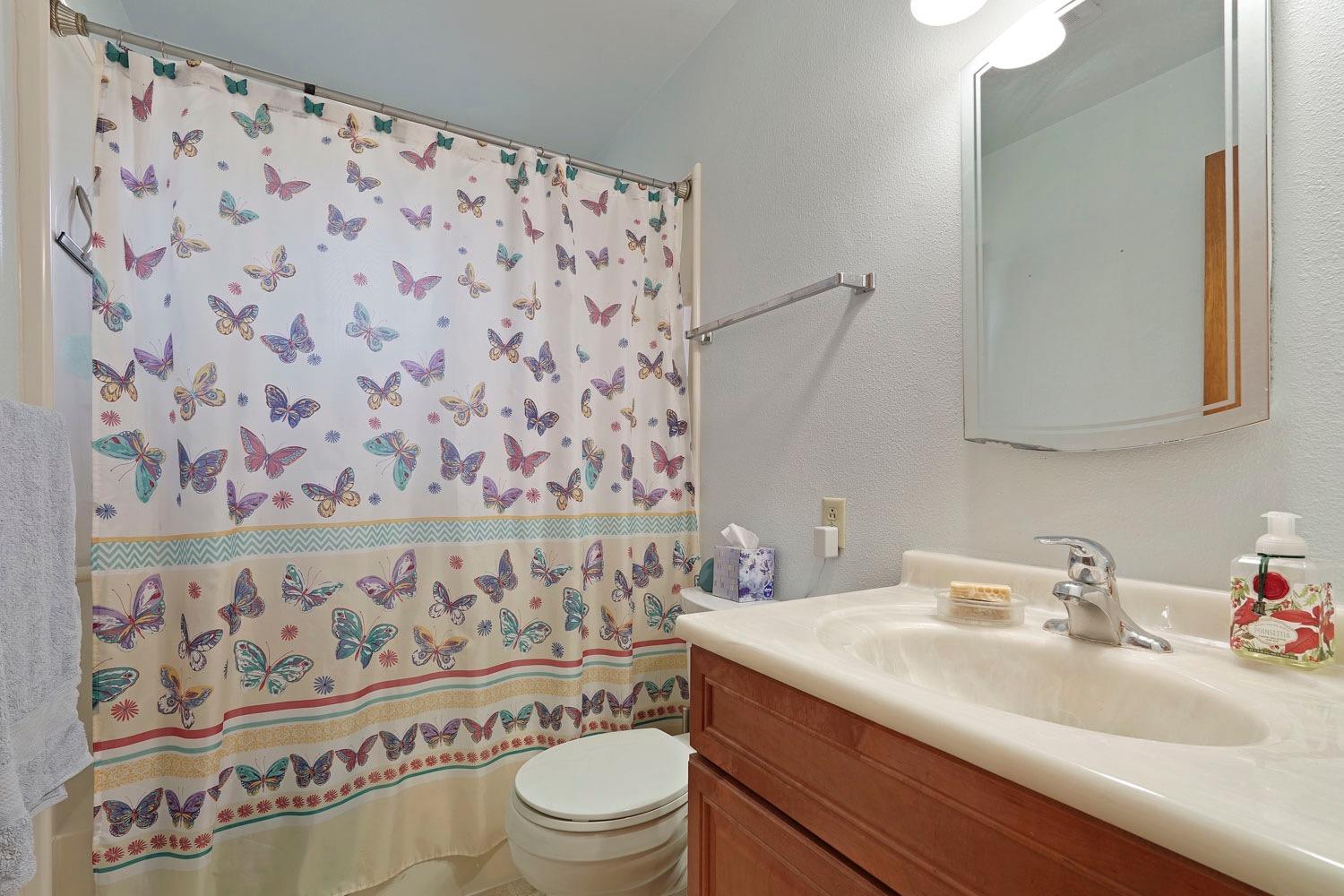 Detail Gallery Image 25 of 48 For 20915 Oleander Ave, Manteca,  CA 95337 - 3 Beds | 1/1 Baths