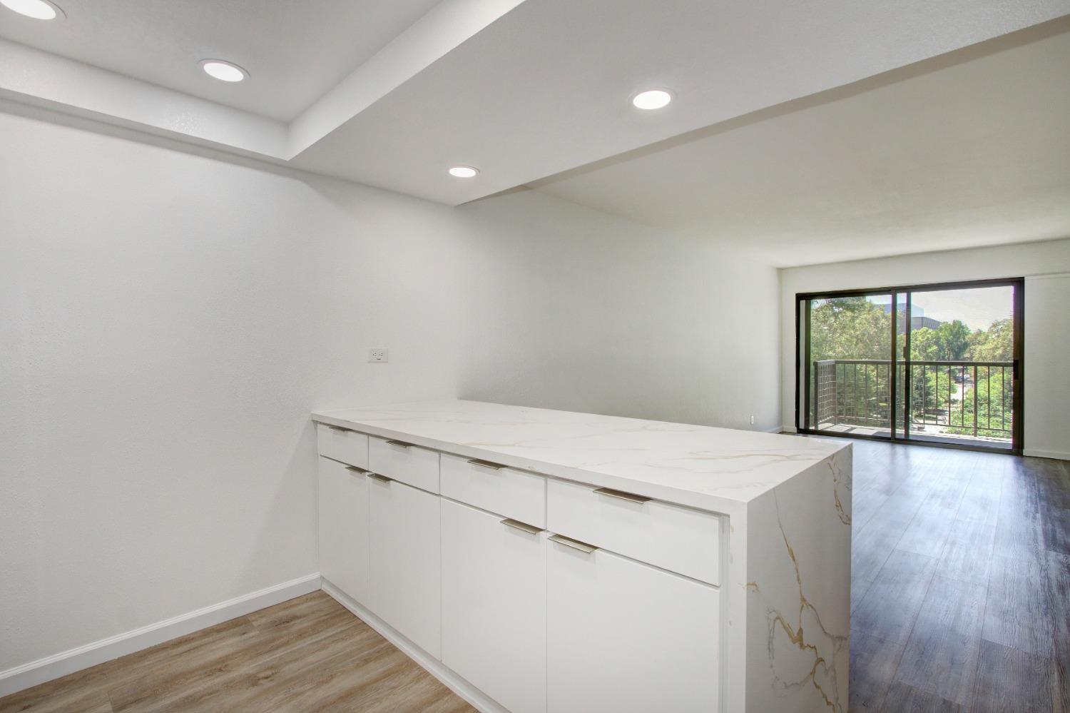 Detail Gallery Image 28 of 52 For 500 N St #504,  Sacramento,  CA 95814 - 2 Beds | 2 Baths