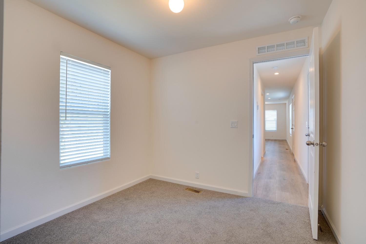 Detail Gallery Image 12 of 15 For 9340 Orangevale Ave 25, Orangevale,  CA 95662 - 1 Beds | 1 Baths