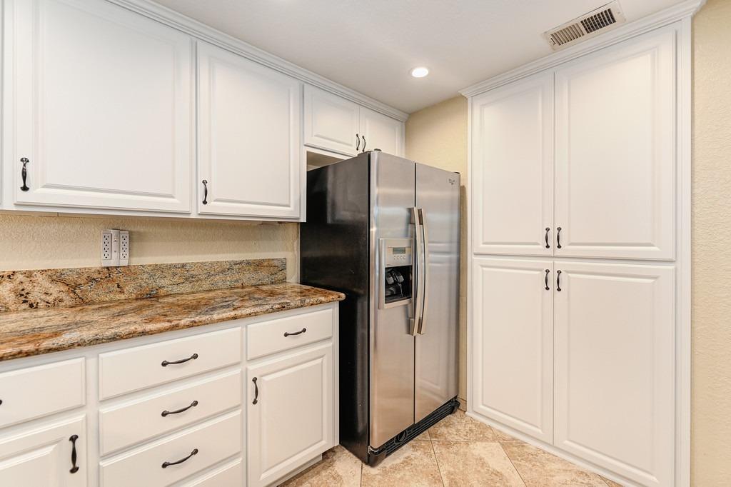 Detail Gallery Image 14 of 35 For 205 Live Oak Cir #48,  Roseville,  CA 95678 - 3 Beds | 2 Baths