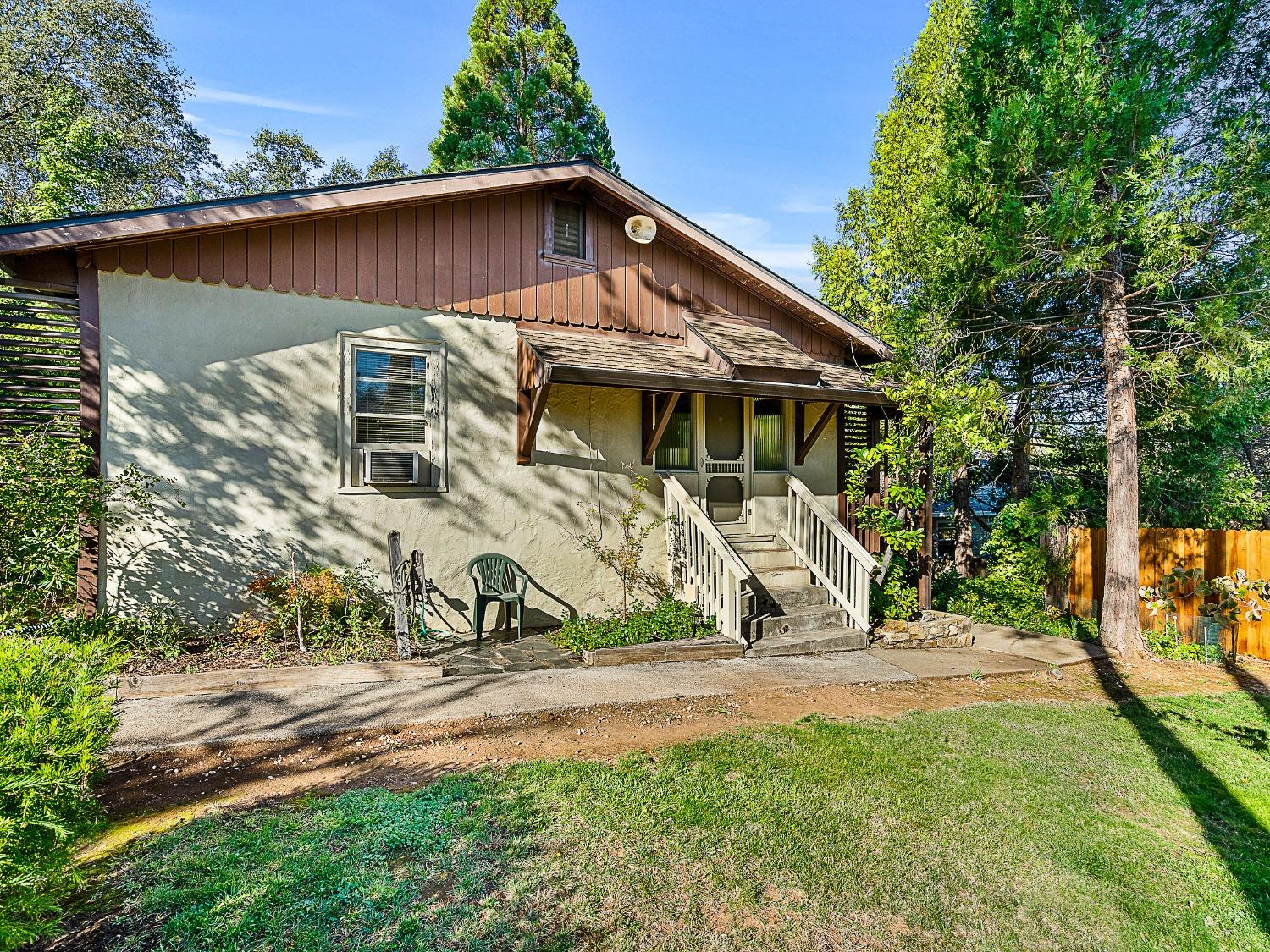 Detail Gallery Image 5 of 51 For 3092 Clark St, Placerville,  CA 95667 - 4 Beds | 2 Baths