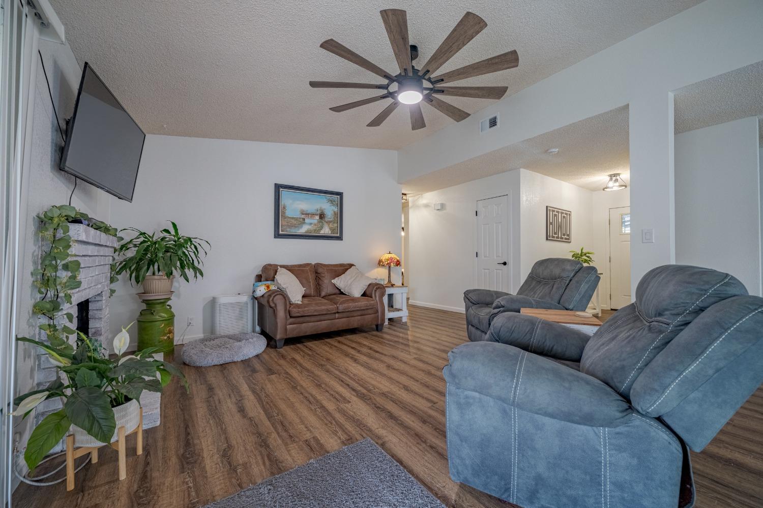 Detail Gallery Image 13 of 48 For 832 Amador Ct, Merced,  CA 95340 - 4 Beds | 2 Baths