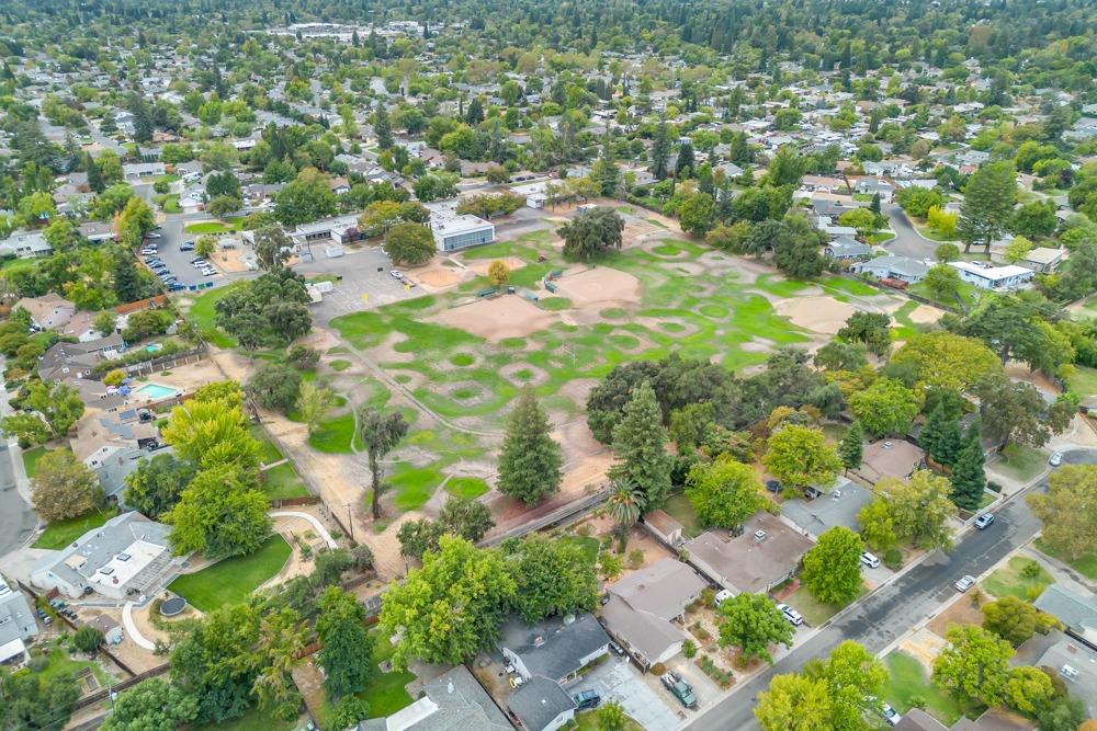 Detail Gallery Image 42 of 43 For 4813 Boyd Dr, Carmichael,  CA 95608 - 4 Beds | 2 Baths