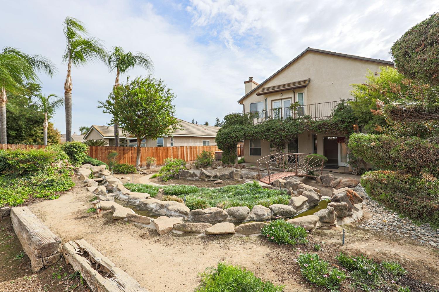 Detail Gallery Image 16 of 16 For 5498 W River Bottom Ave, Fresno,  CA 93722 - 5 Beds | 3 Baths