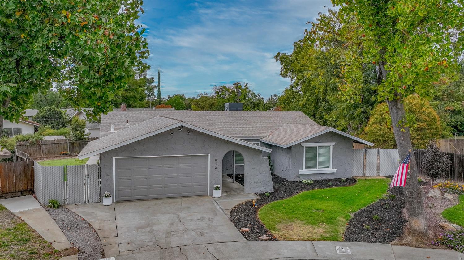 Detail Gallery Image 1 of 48 For 832 Amador Ct, Merced,  CA 95340 - 4 Beds | 2 Baths