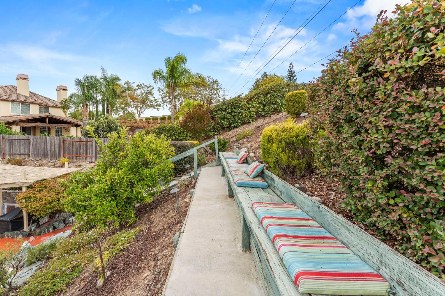 Detail Gallery Image 63 of 71 For 608 Landrise Ct, Folsom,  CA 95630 - 4 Beds | 3/1 Baths