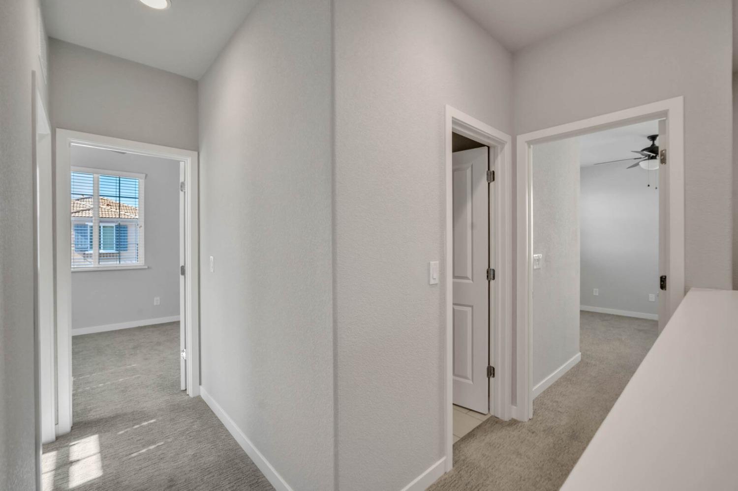 Detail Gallery Image 19 of 40 For 3024 Ivy Creek Ln, Roseville,  CA 95747 - 3 Beds | 2/1 Baths