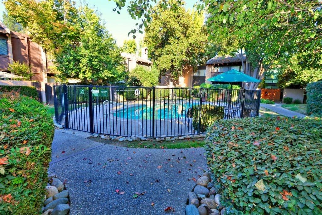 Detail Gallery Image 53 of 71 For 2208 Woodside Ln #5,  Sacramento,  CA 95825 - 2 Beds | 1 Baths