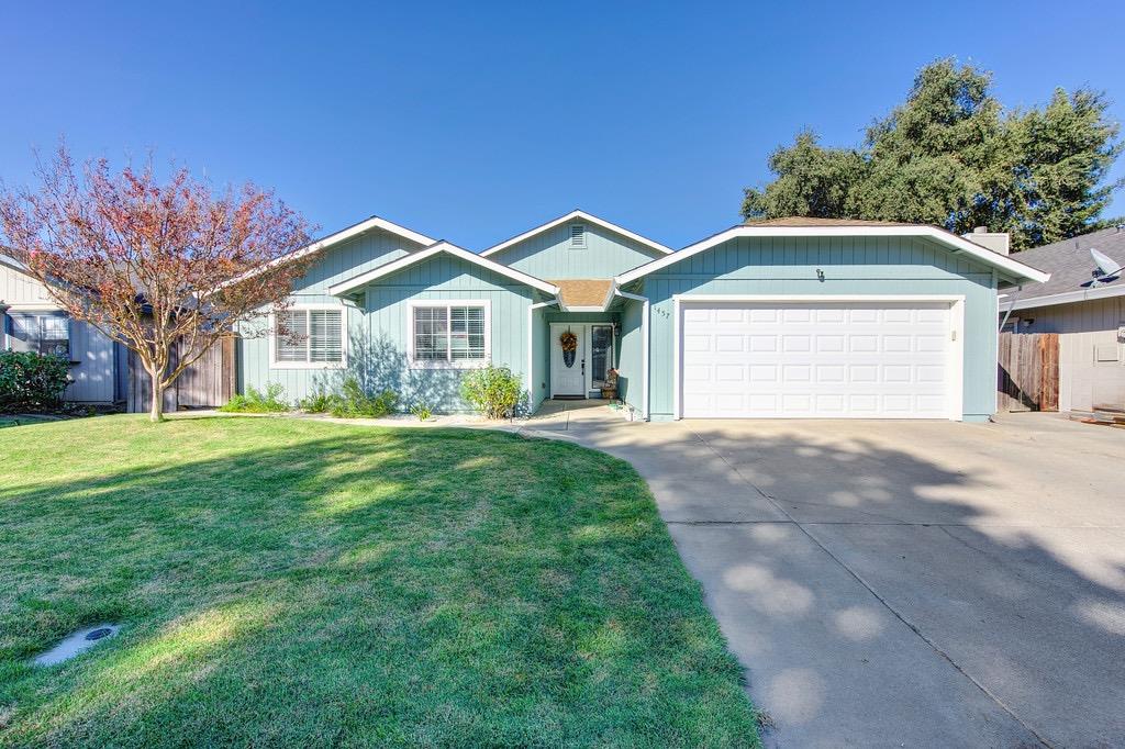 Detail Gallery Image 1 of 1 For 1457 Springdale Dr, Woodland,  CA 95776 - 3 Beds | 2 Baths