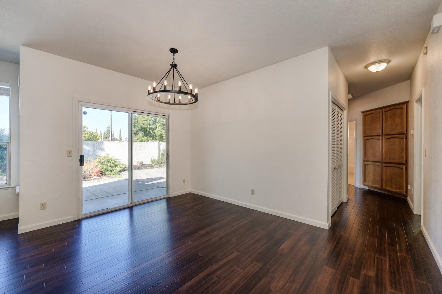 Detail Gallery Image 7 of 33 For 108 Tyrell Ct, Folsom,  CA 95630 - 3 Beds | 2 Baths