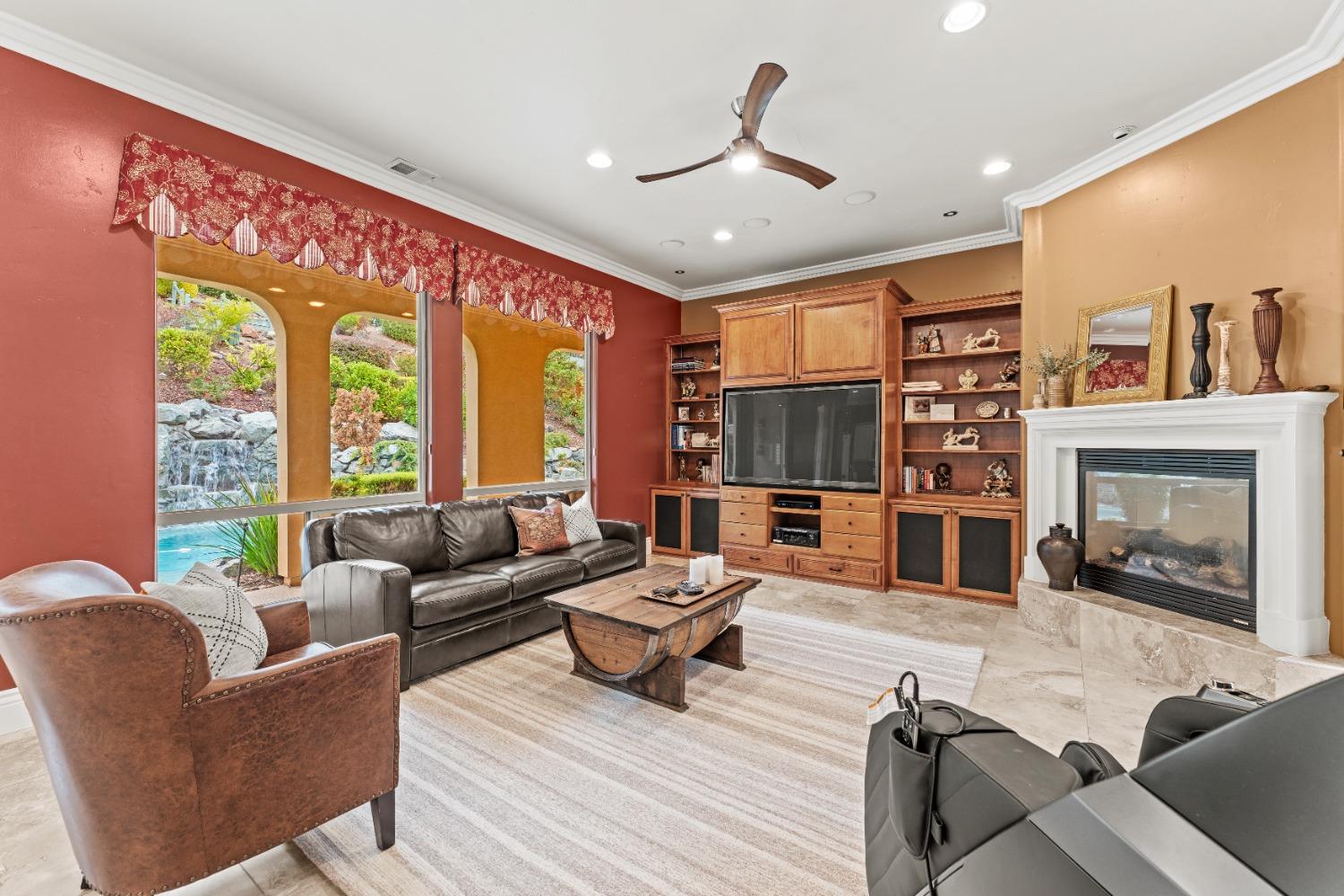 Detail Gallery Image 21 of 71 For 608 Landrise Ct, Folsom,  CA 95630 - 4 Beds | 3/1 Baths