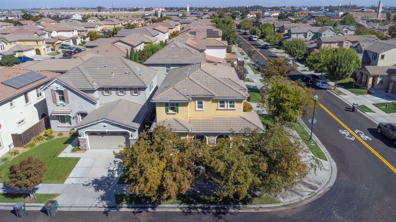 Detail Gallery Image 49 of 53 For 16738 Colonial Trail, Lathrop,  CA 95330 - 4 Beds | 3 Baths