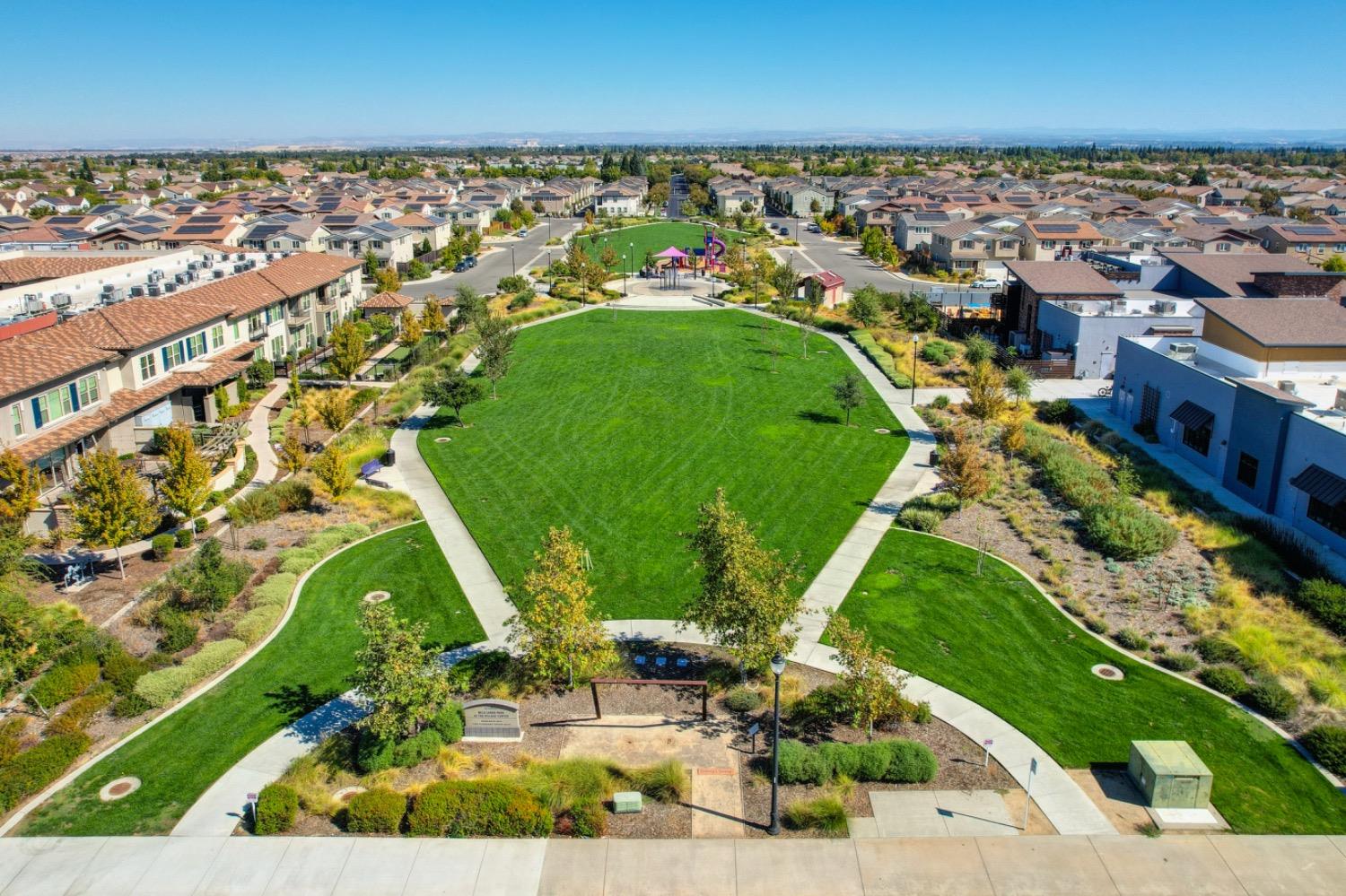 Detail Gallery Image 37 of 37 For 2148 Castle Pines Way, Roseville,  CA 95747 - 3 Beds | 2/1 Baths