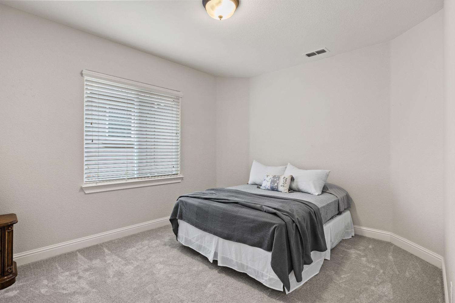 Detail Gallery Image 30 of 50 For 622 Ruscello Ct, El Dorado Hills,  CA 95762 - 4 Beds | 2/1 Baths