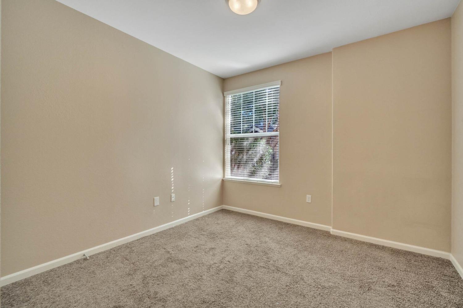 Detail Gallery Image 20 of 29 For 9515 Coney Island Cir #12,  Elk Grove,  CA 95758 - 2 Beds | 2 Baths