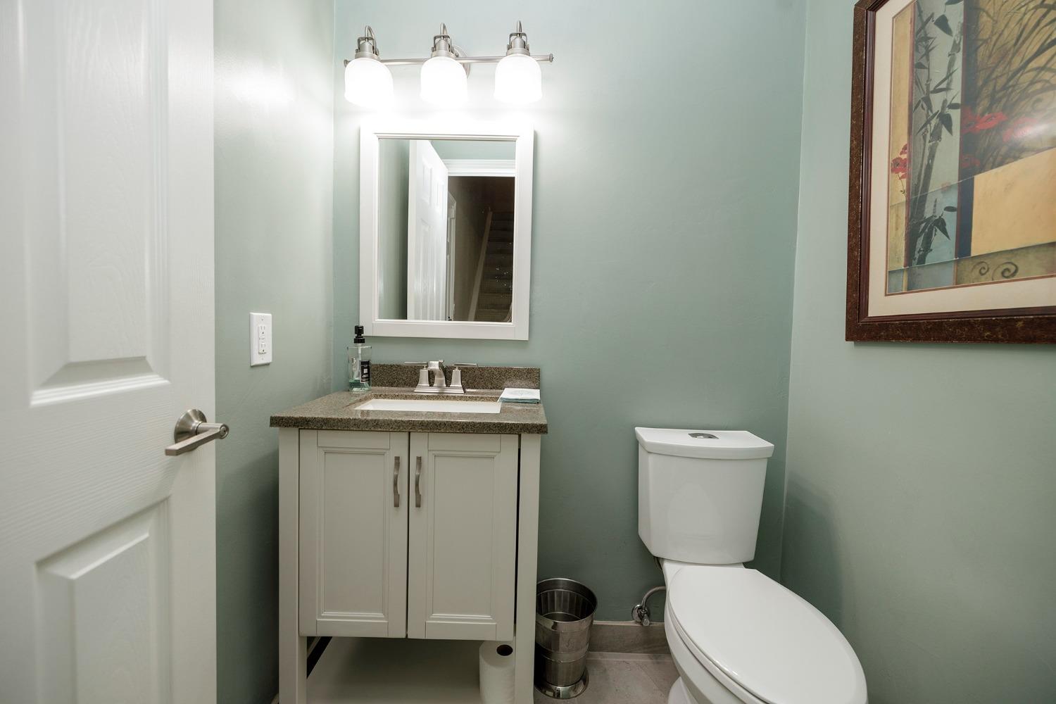 Detail Gallery Image 24 of 53 For 1102 Fawndale Ct, Modesto,  CA 95356 - 2 Beds | 2/1 Baths