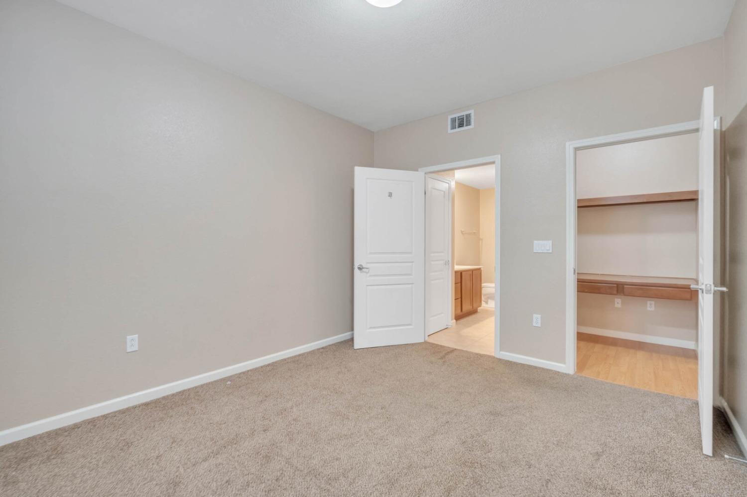 Detail Gallery Image 14 of 29 For 9515 Coney Island Cir #12,  Elk Grove,  CA 95758 - 2 Beds | 2 Baths