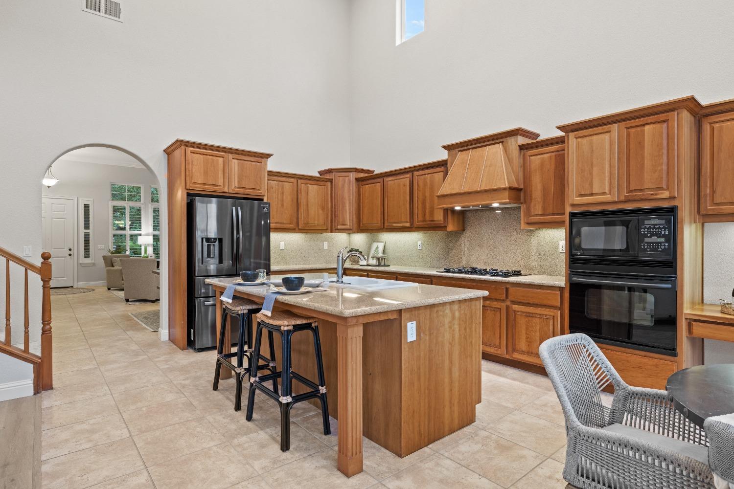 Detail Gallery Image 11 of 50 For 622 Ruscello Ct, El Dorado Hills,  CA 95762 - 4 Beds | 2/1 Baths