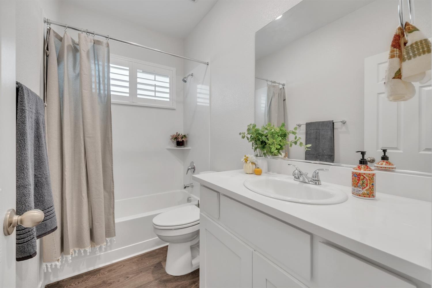 Detail Gallery Image 20 of 31 For 108 Le Bourget Cir, Lincoln,  CA 95648 - 3 Beds | 2 Baths