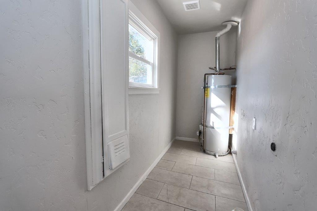 Detail Gallery Image 35 of 45 For 4016 W Nichols Ave, Sacramento,  CA 95820 - 2 Beds | 1 Baths