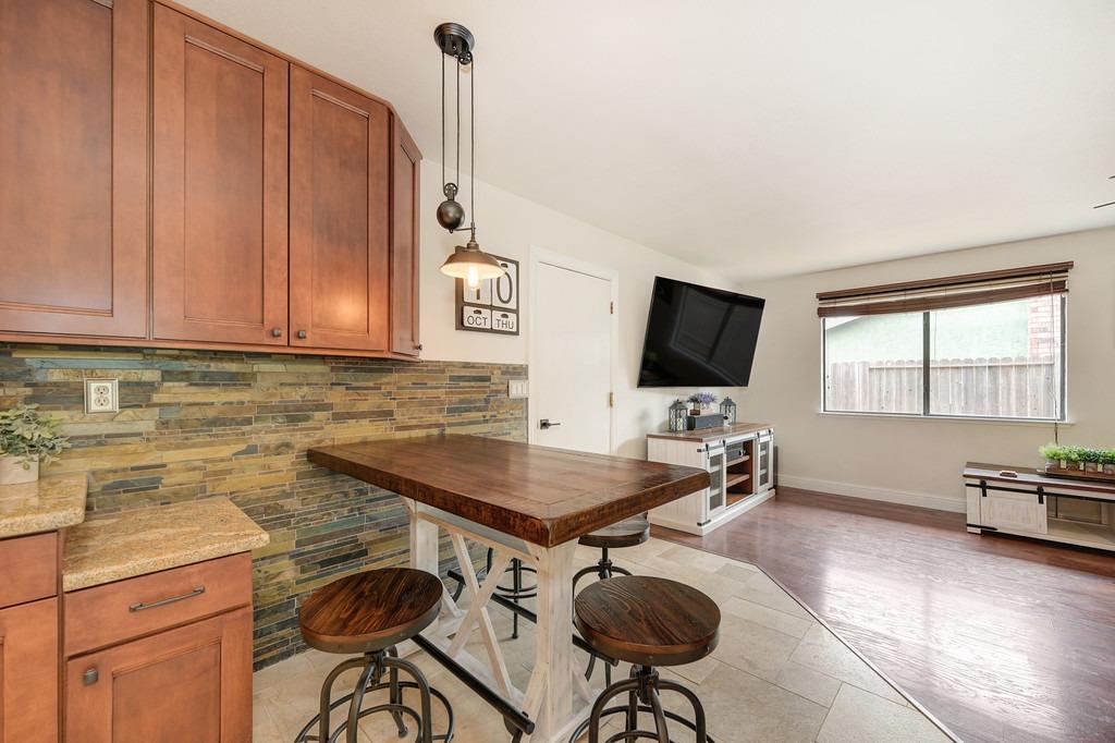 Detail Gallery Image 27 of 48 For 5230 Whitney Blvd, Rocklin,  CA 95677 - 4 Beds | 2 Baths