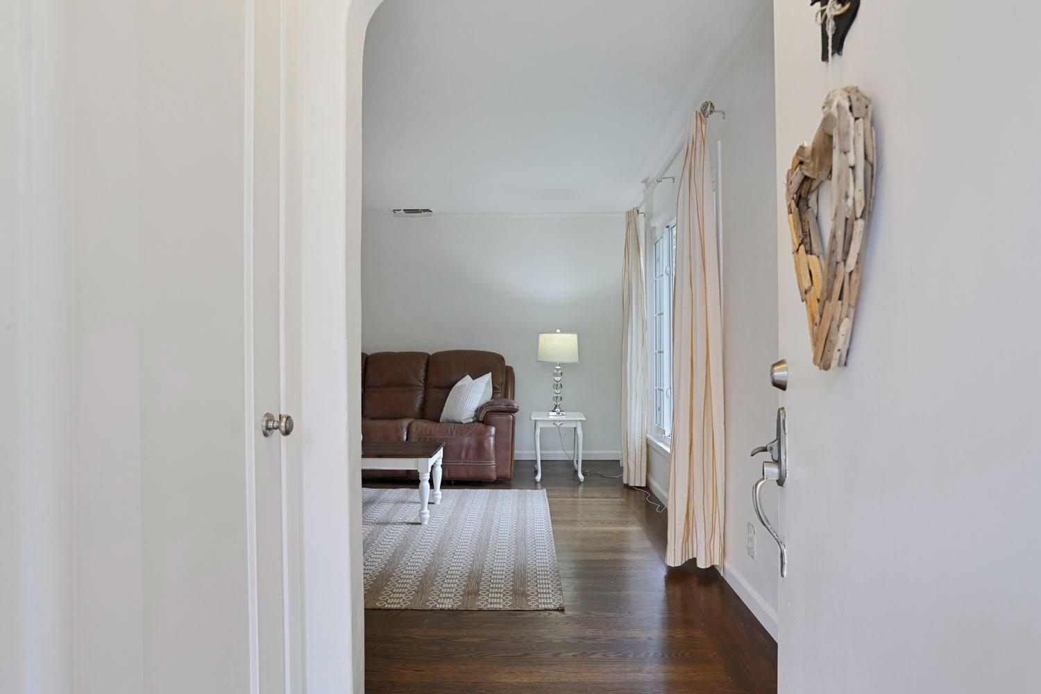 Detail Gallery Image 11 of 41 For 770 3rd Ave, Sacramento,  CA 95818 - 2 Beds | 1/1 Baths