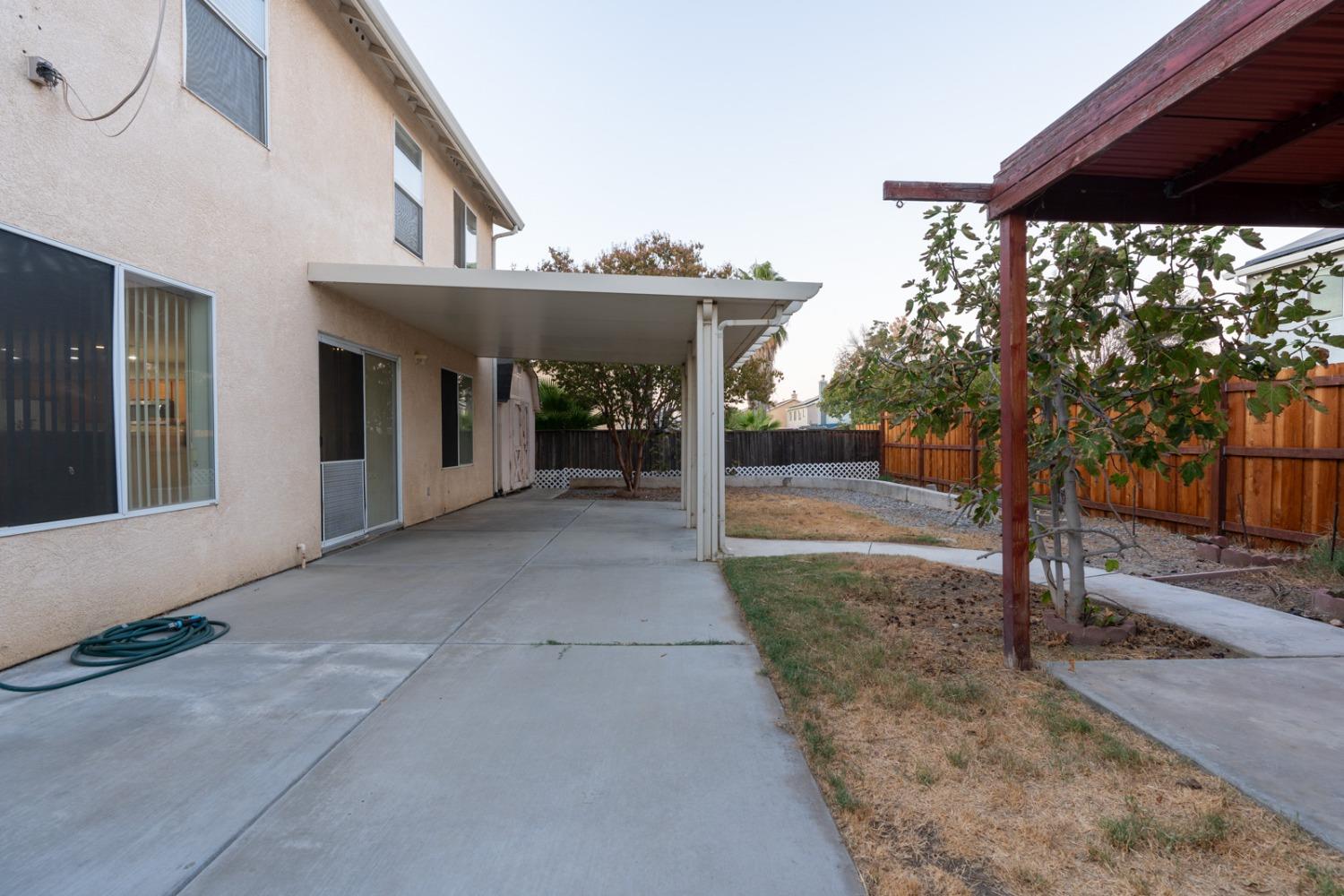 Detail Gallery Image 31 of 46 For 702 Harlequin Ct, Los Banos,  CA 93635 - 4 Beds | 2/1 Baths