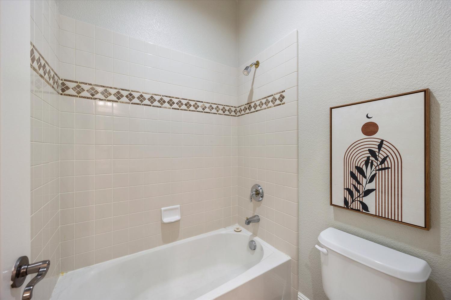 Detail Gallery Image 45 of 58 For 980 Hildebrand Cir, Folsom,  CA 95630 - 4 Beds | 2/1 Baths