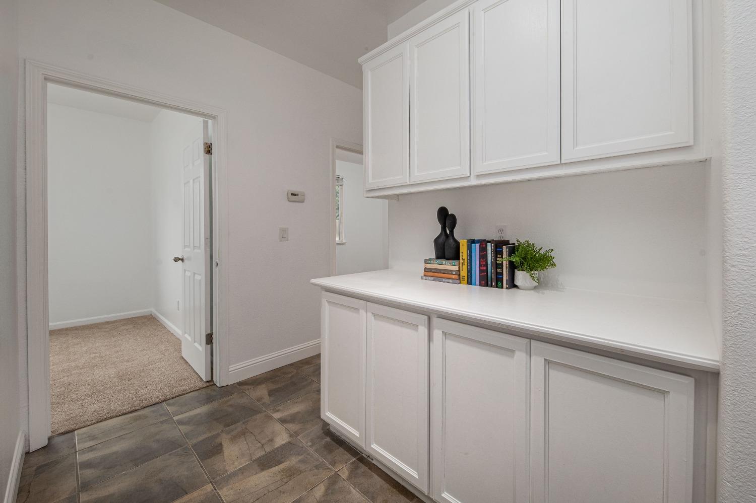 Detail Gallery Image 21 of 50 For 948 Monarch Ct, Manteca,  CA 95337 - 3 Beds | 2 Baths