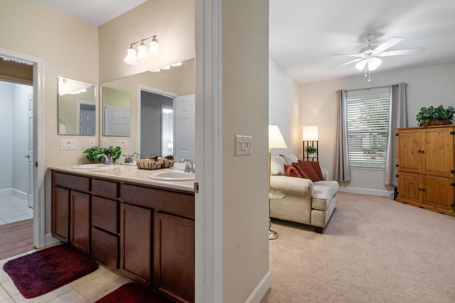 Detail Gallery Image 7 of 45 For 1443 Chestnut Hill Dr, Manteca,  CA 95336 - 2 Beds | 2 Baths