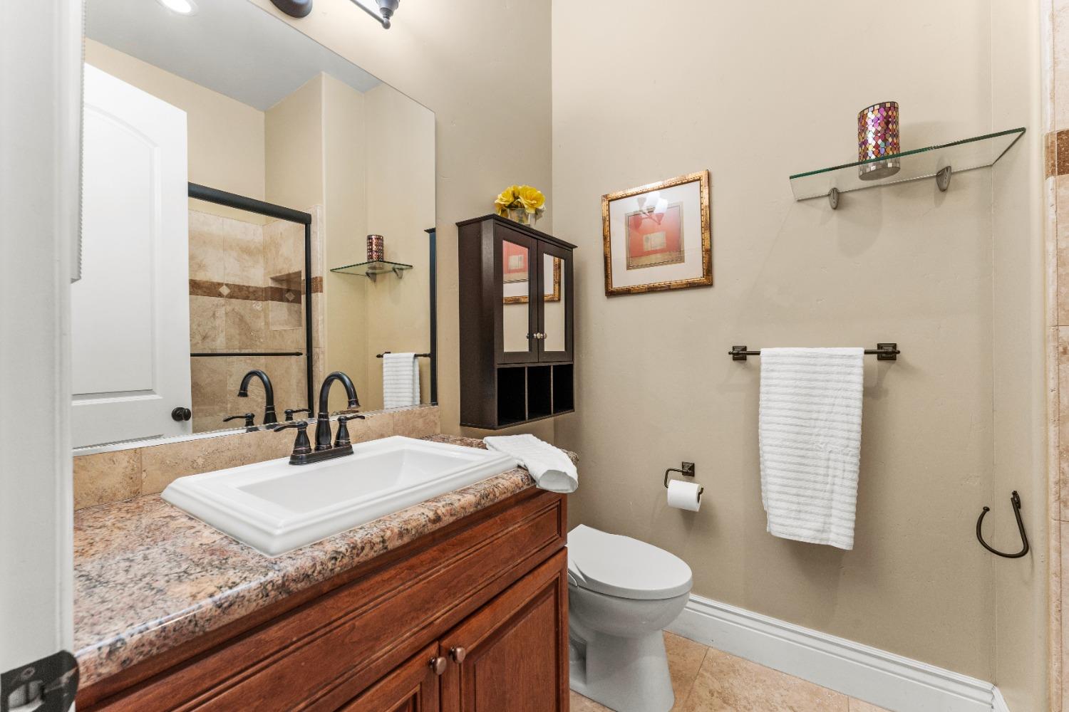 Detail Gallery Image 37 of 71 For 608 Landrise Ct, Folsom,  CA 95630 - 4 Beds | 3/1 Baths