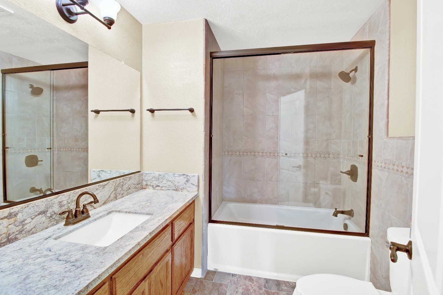 Detail Gallery Image 22 of 39 For 2621 Dardanelle Dr, Modesto,  CA 95355 - 3 Beds | 2/1 Baths