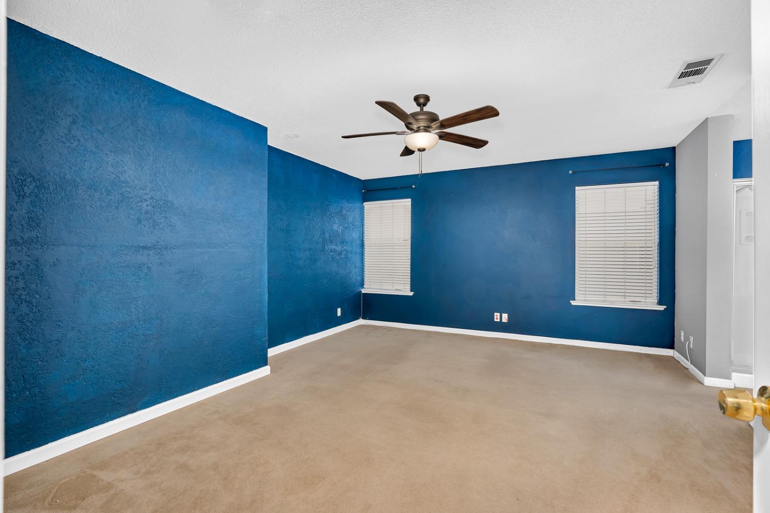 Detail Gallery Image 23 of 46 For 702 Harlequin Ct, Los Banos,  CA 93635 - 4 Beds | 2/1 Baths