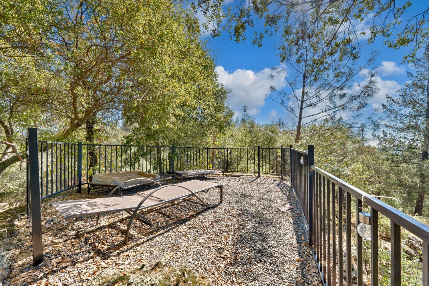 Detail Gallery Image 57 of 79 For 2188 American River Trl, Cool,  CA 95614 - 4 Beds | 2/1 Baths