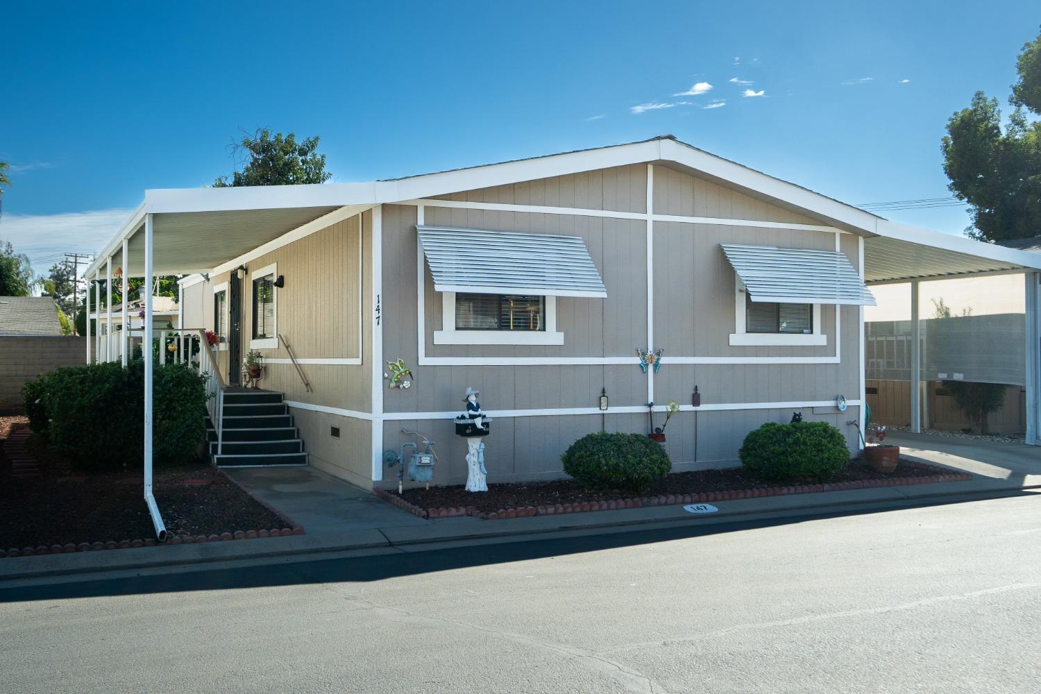 Detail Gallery Image 1 of 21 For 1200 S Carpenter 147, Modesto,  CA 95351 - 3 Beds | 2 Baths