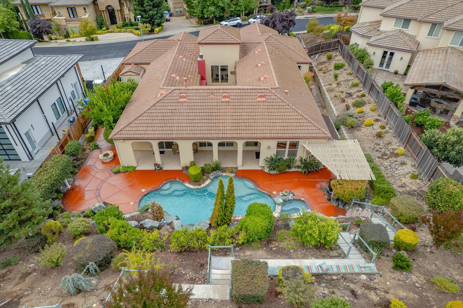 Detail Gallery Image 58 of 71 For 608 Landrise Ct, Folsom,  CA 95630 - 4 Beds | 3/1 Baths