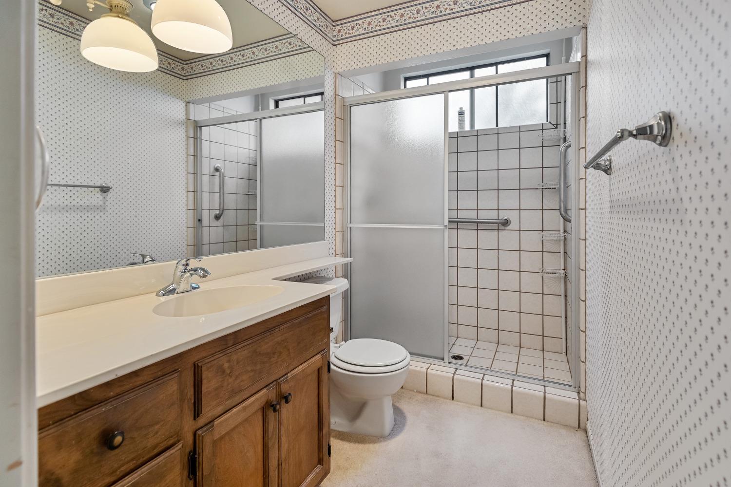 Detail Gallery Image 21 of 28 For 2441 Pheasant Run, Stockton,  CA 95207 - 3 Beds | 2/1 Baths