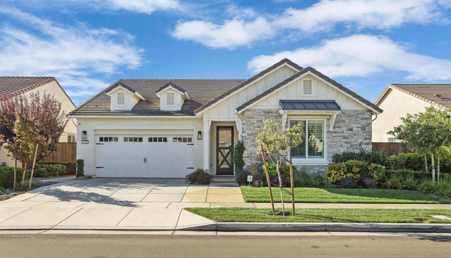 Detail Gallery Image 1 of 48 For 6718 Tailwind Ln, Stockton,  CA 95219 - 3 Beds | 2 Baths