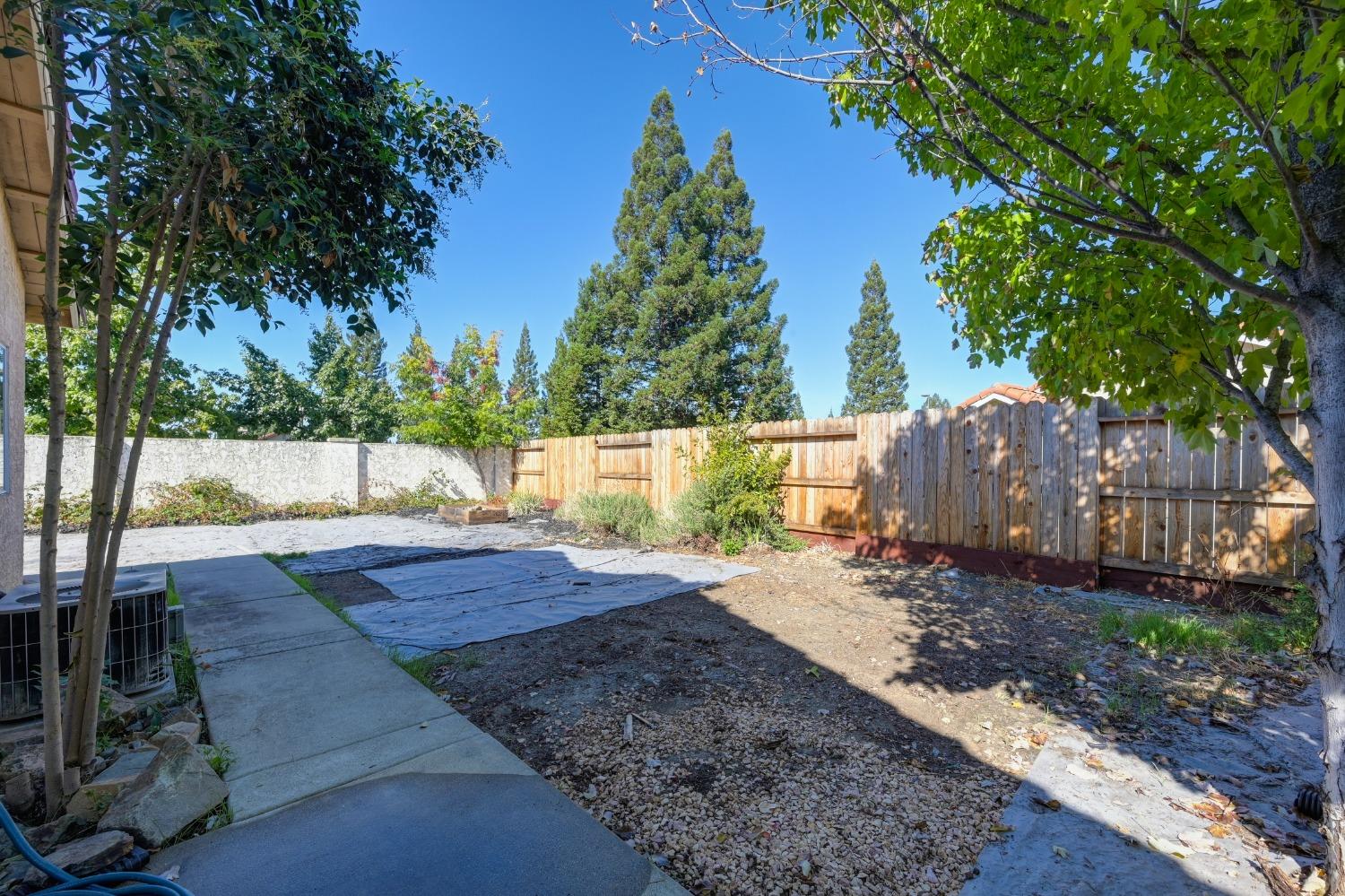 Detail Gallery Image 27 of 33 For 108 Tyrell Ct, Folsom,  CA 95630 - 3 Beds | 2 Baths