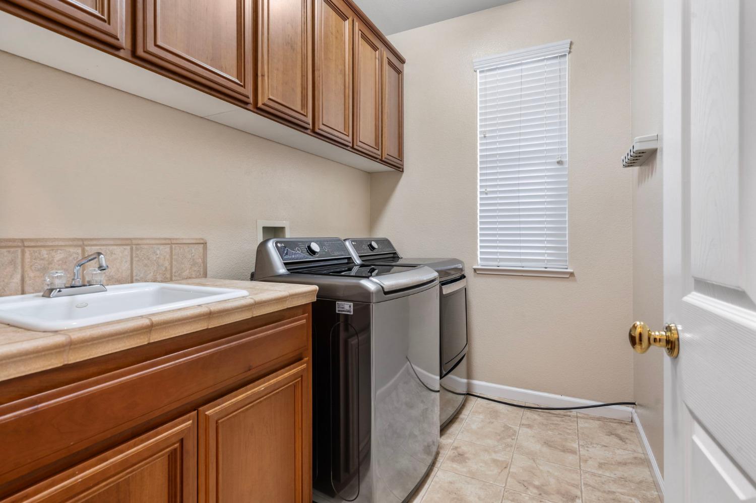 Detail Gallery Image 19 of 74 For 2577 Baigorry Ct, Tracy,  CA 95304 - 4 Beds | 2/1 Baths