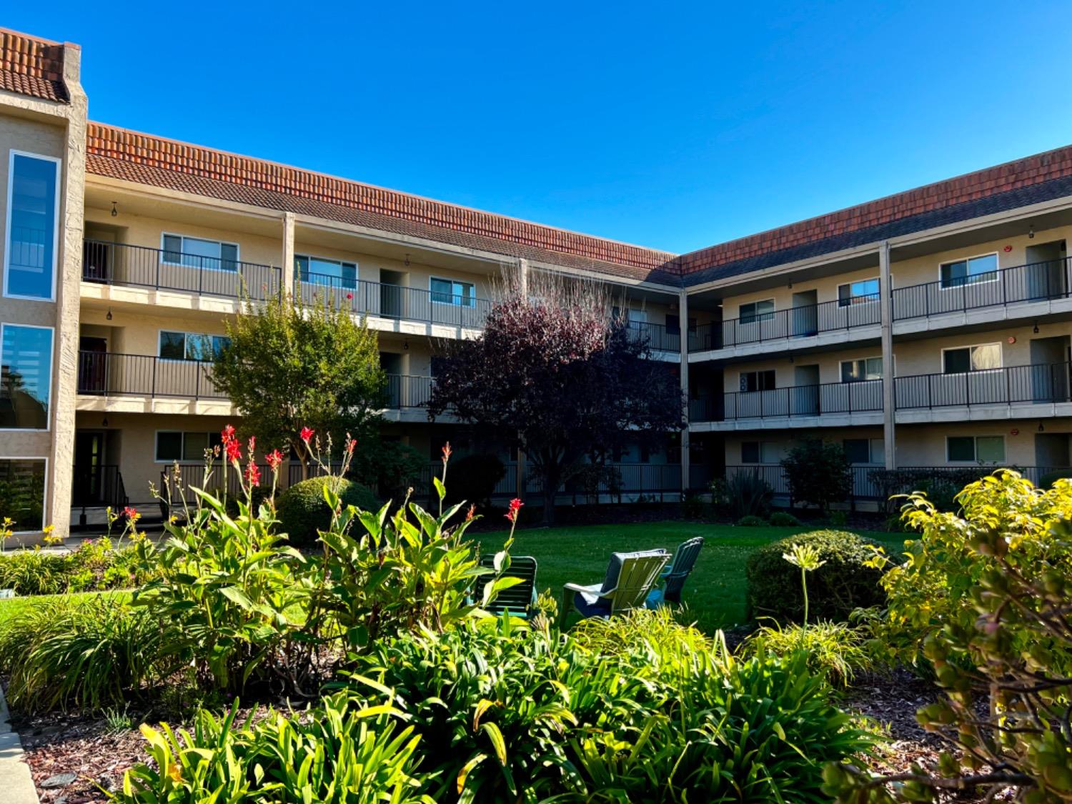 Detail Gallery Image 33 of 50 For 870 Park Ave #105,  Capitola,  CA 95010 - 2 Beds | 2 Baths