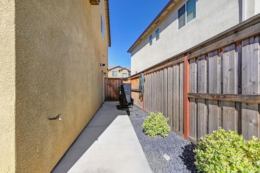 Detail Gallery Image 42 of 66 For 759 Tangerine St, Lincoln,  CA 95648 - 3 Beds | 2/1 Baths