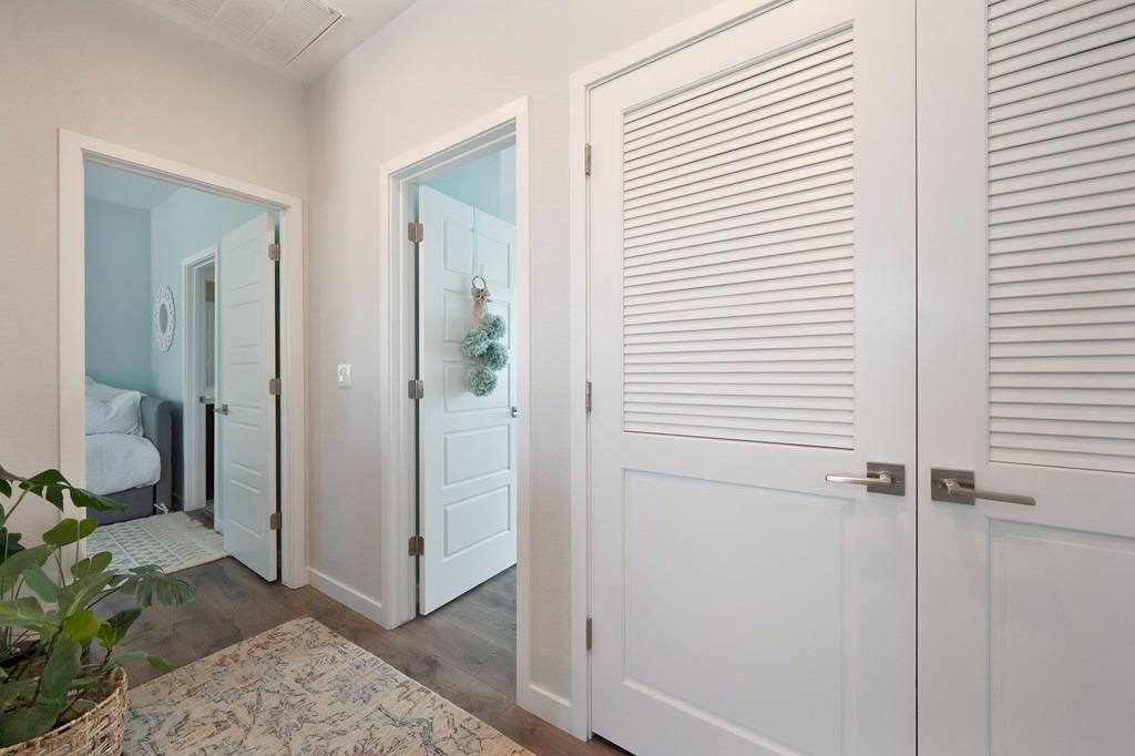 Detail Gallery Image 33 of 56 For 3245 Forney Way, Sacramento,  CA 95816 - 3 Beds | 2 Baths